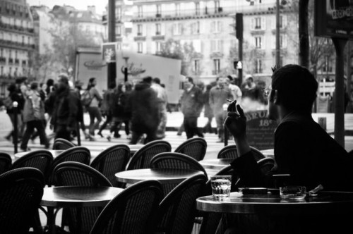terrasse-de-cafe-parisienne-cafes-ed9280T650.jpg